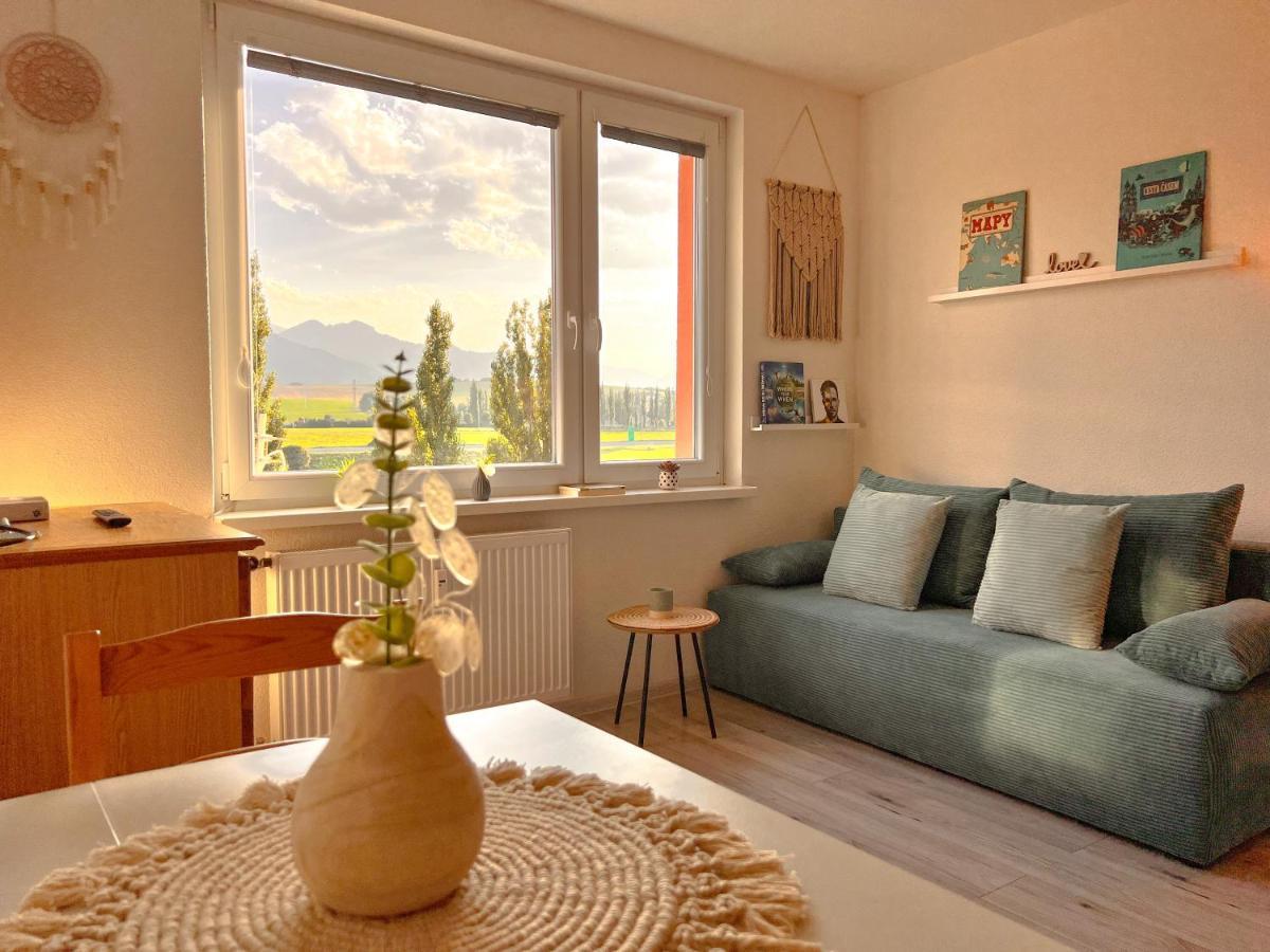 Little View Apartment Liptovsky Mikulas Exterior photo